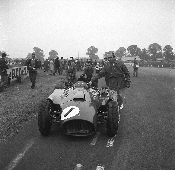Juan Fangio, Ferrari, klemcoll